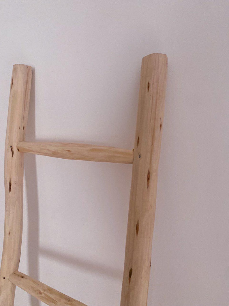 Decorative Wooden Ladder – 150cm