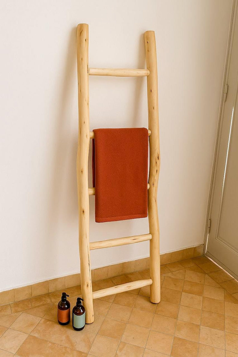 Decorative Wooden Ladder – 150cm