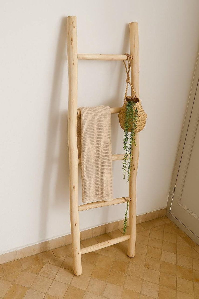 Decorative Wooden Ladder – 150cm