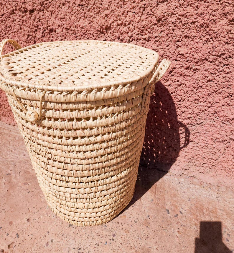 Round Laundry Basket in Palm Leaves