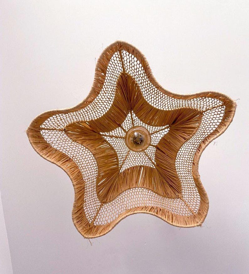 Raffia Pendant Light – Flower Shape