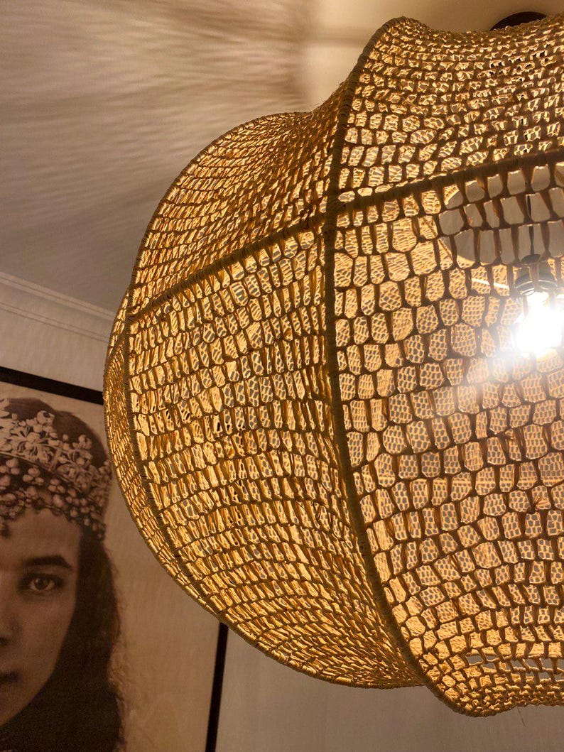 Raffia Pendant Light – Ball Shape