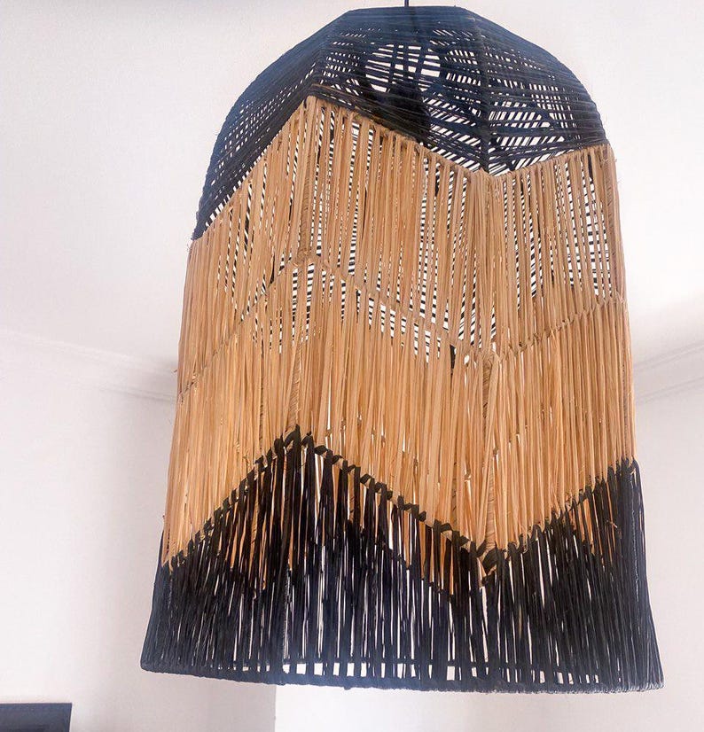 Handmade Raffia Pendant Light – Black & Beige Bohemian Lamp