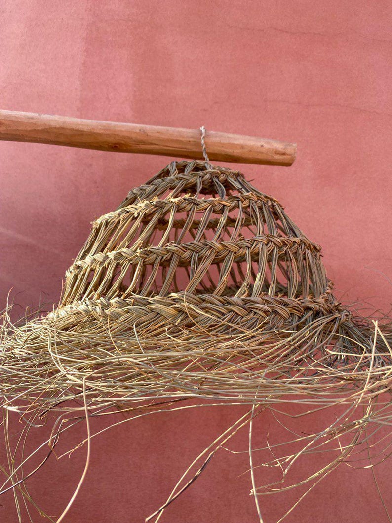 SUSPENSION EN ALFA AJOURÉ - DEMI BOULE 1 TRESSE
