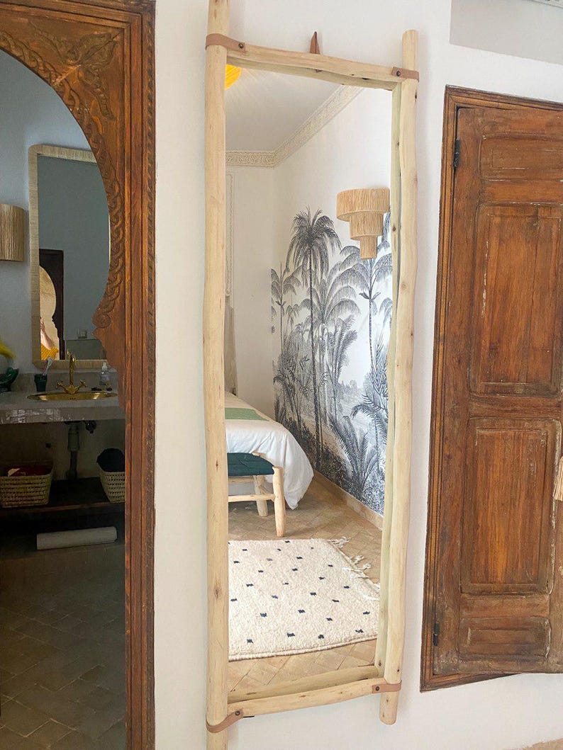 Handcrafted Rustic Ladder Mirror – Natural Wood Frame