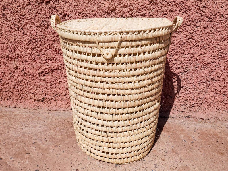 Round Laundry Basket in Palm Leaves