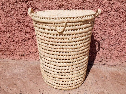 Round Laundry Basket in Palm Leaves