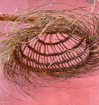 SUSPENSION EN ALFA AJOURÉ - DEMI BOULE 1 TRESSE